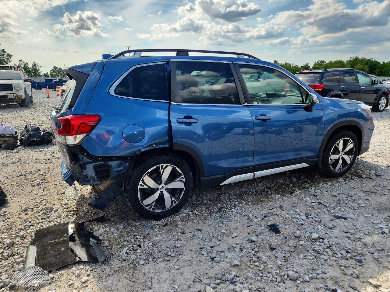 2020 SUBARU FORESTER