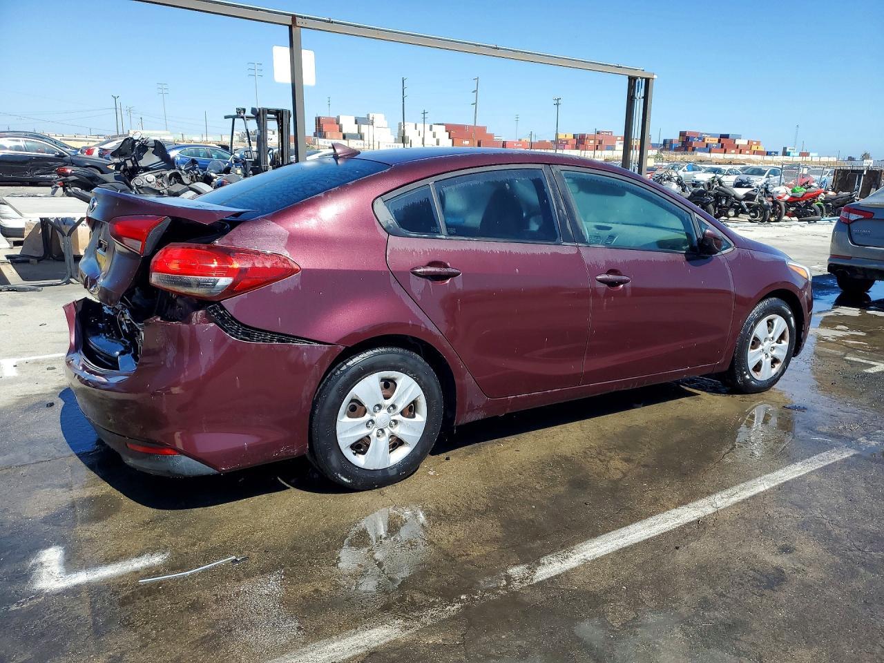 2017 KIA FORTE