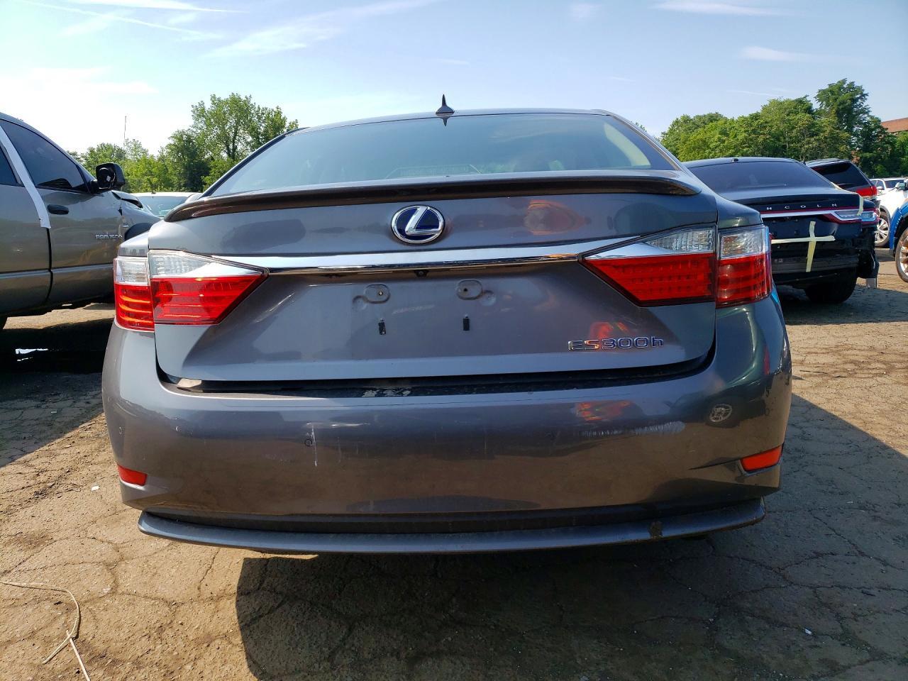 2013 LEXUS ES 300H