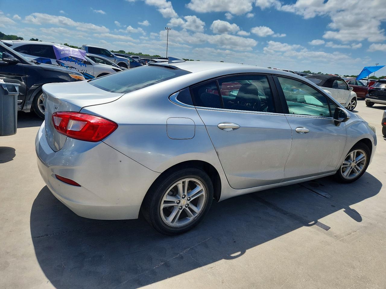 2017 CHEVROLET CRUZE