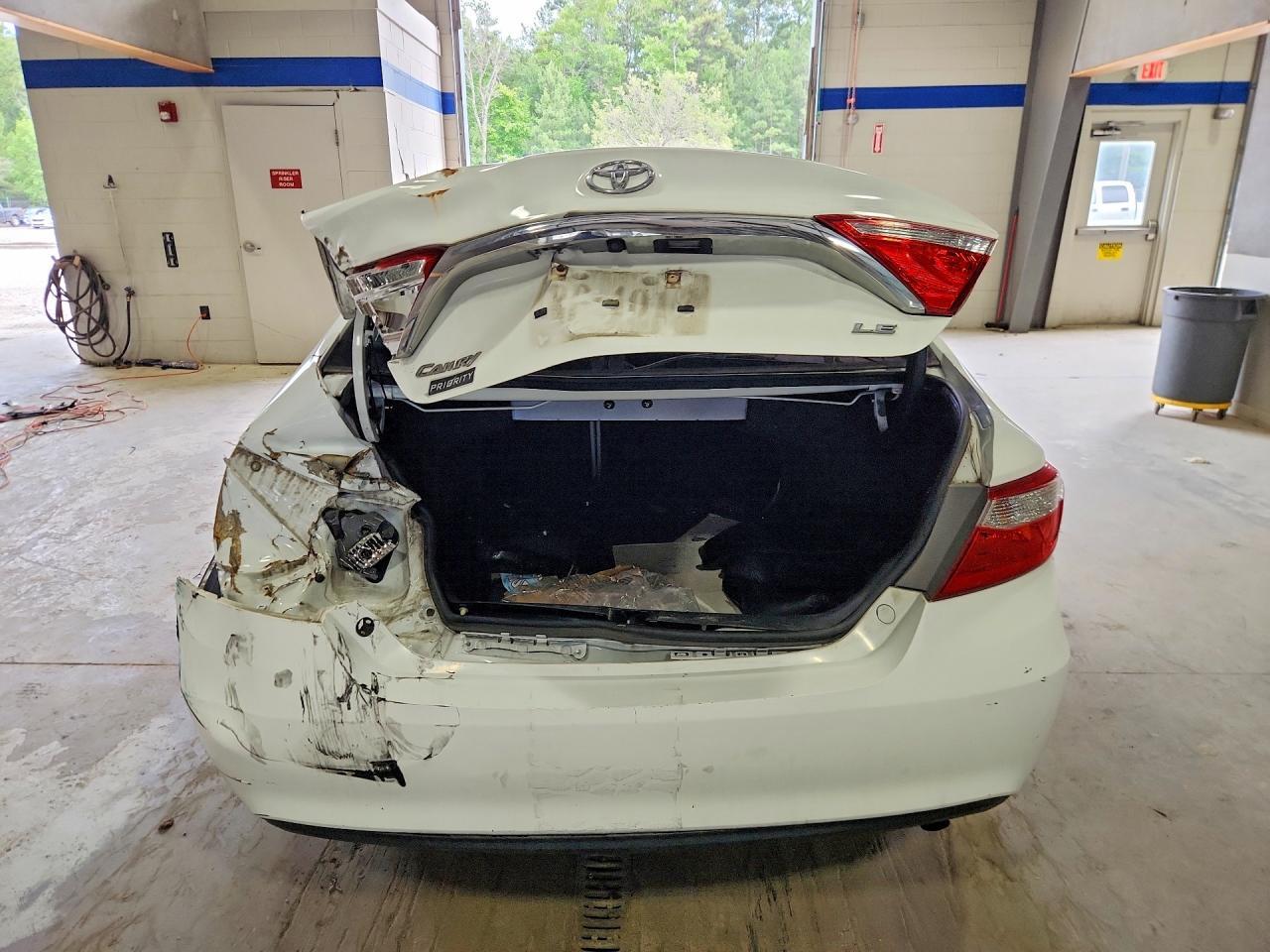 2017 TOYOTA CAMRY