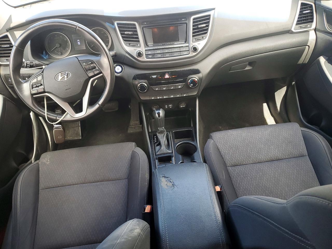 2017 HYUNDAI TUCSON