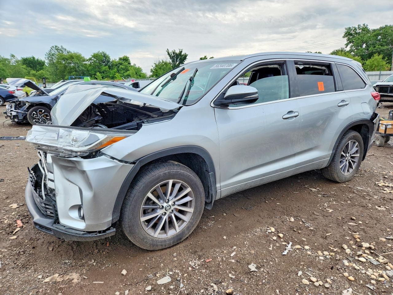 2018 TOYOTA HIGHLANDER