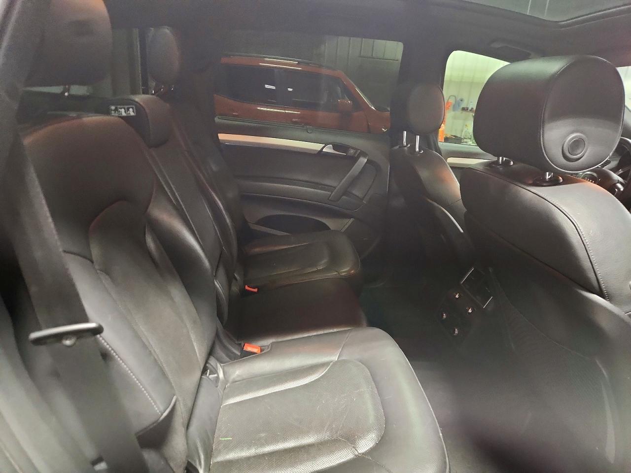 2011 AUDI Q7