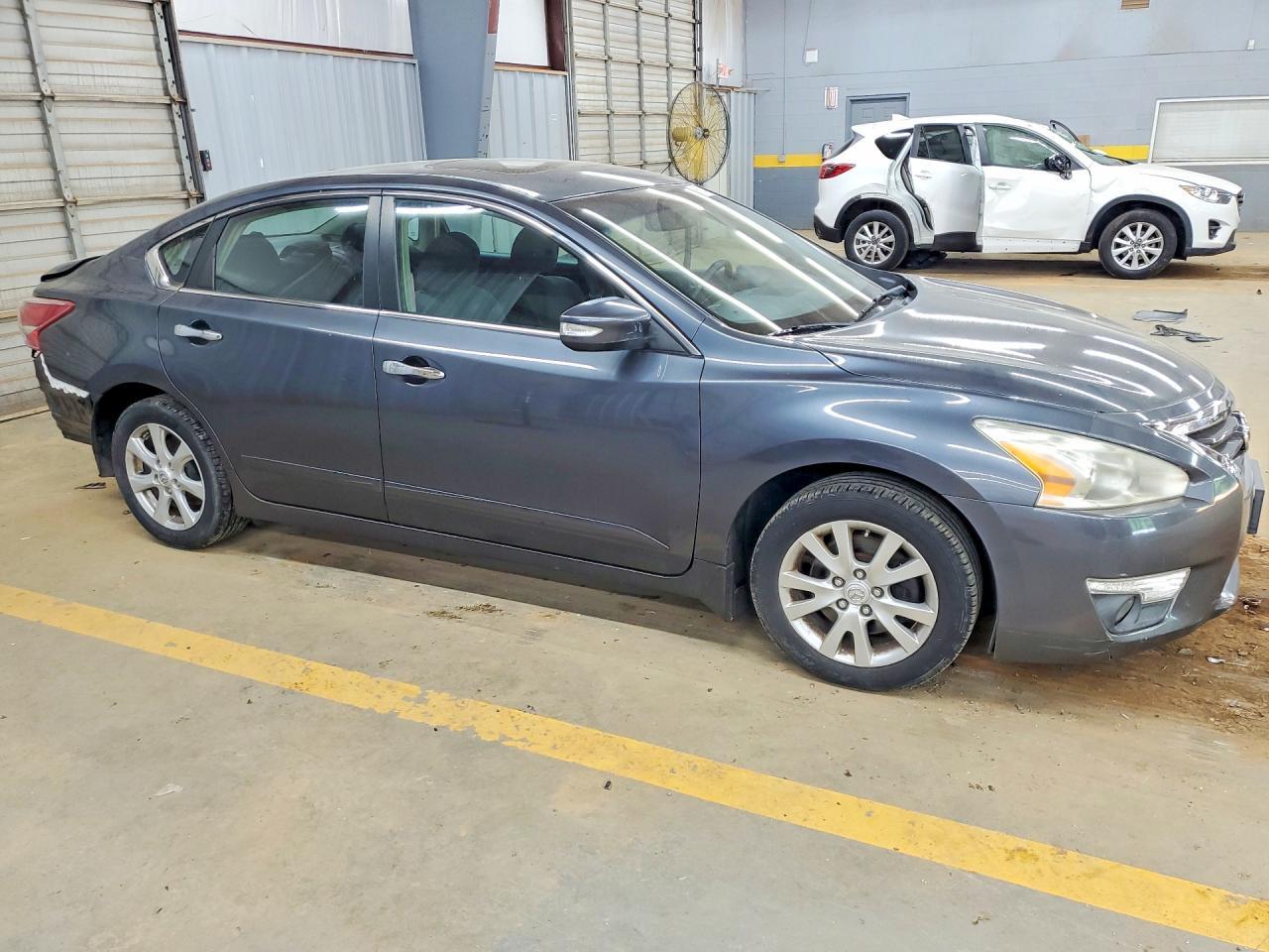 2013 NISSAN ALTIMA