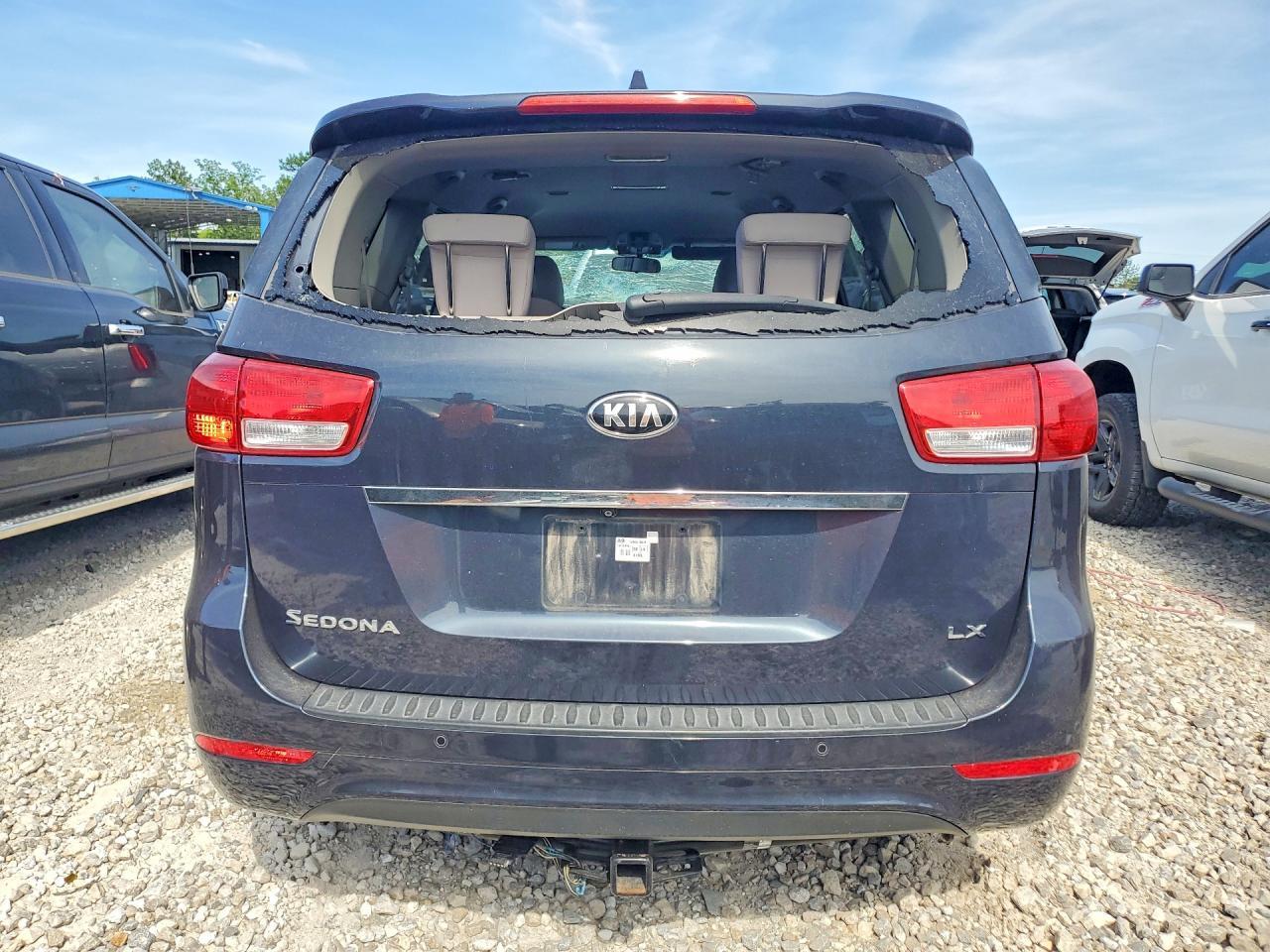 2016 KIA SEDONA