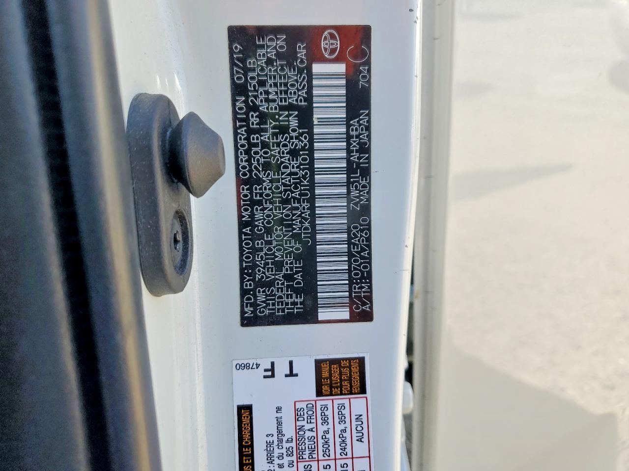 2019 TOYOTA PRIUS