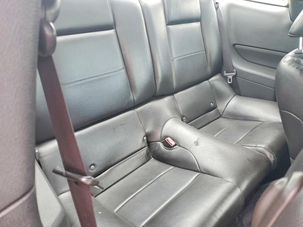 2005 FORD MUSTANG