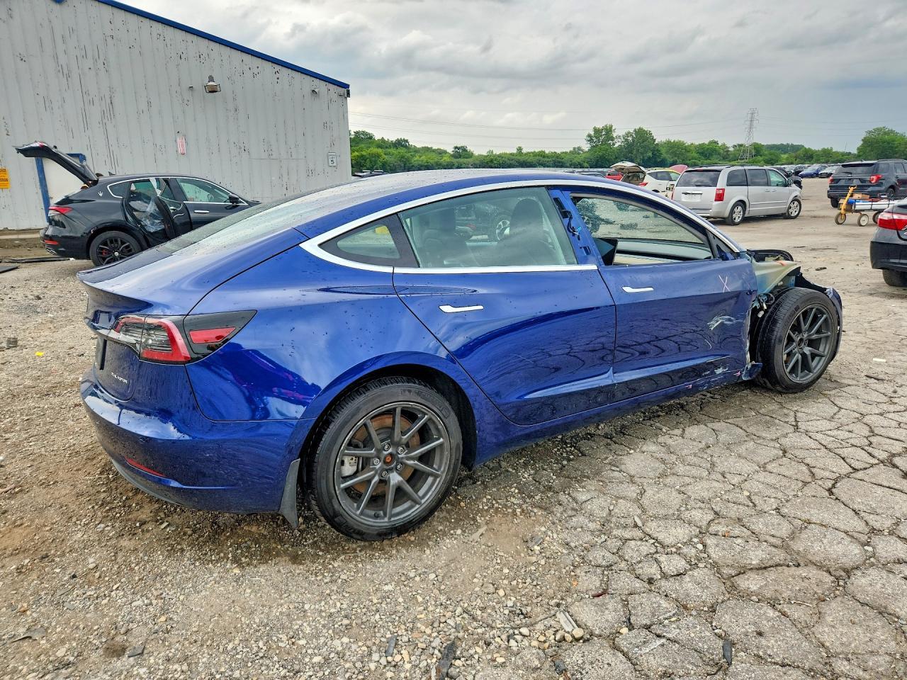 2020 TESLA MODEL 3