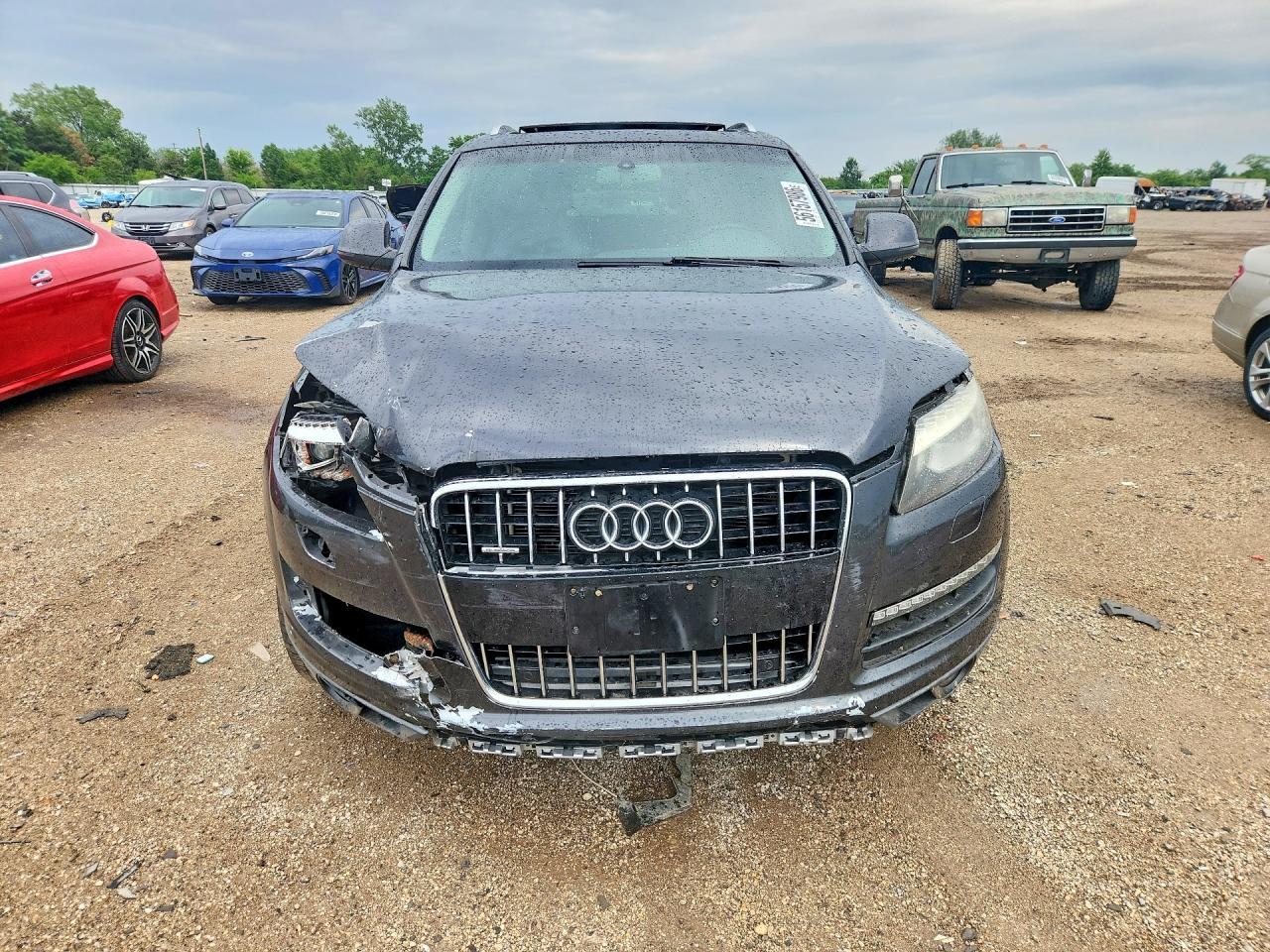 2010 AUDI Q7