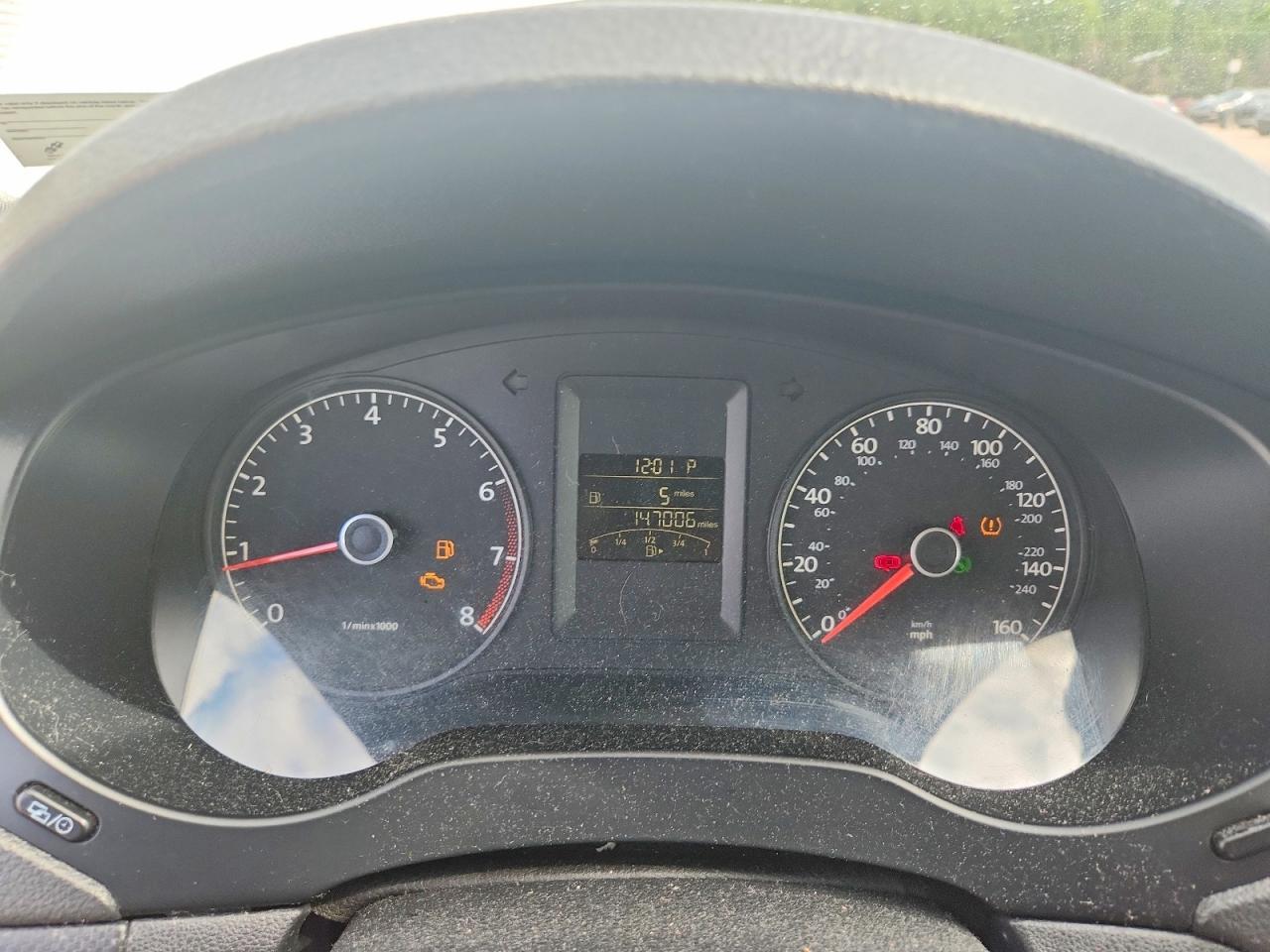 2014 VOLKSWAGEN JETTA