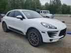 2016 PORSCHE Macan