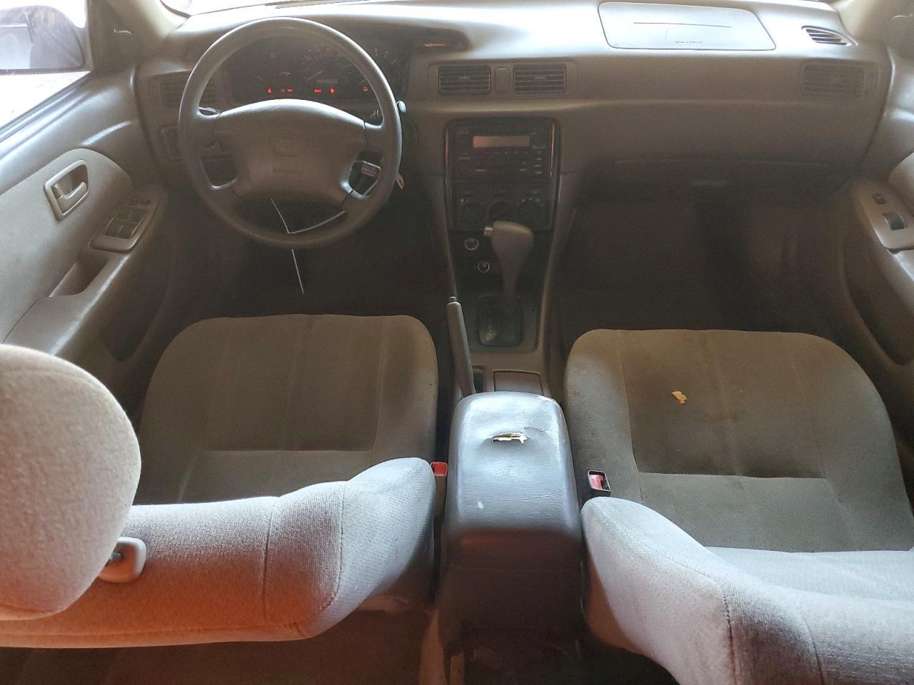 2001 TOYOTA CAMRY