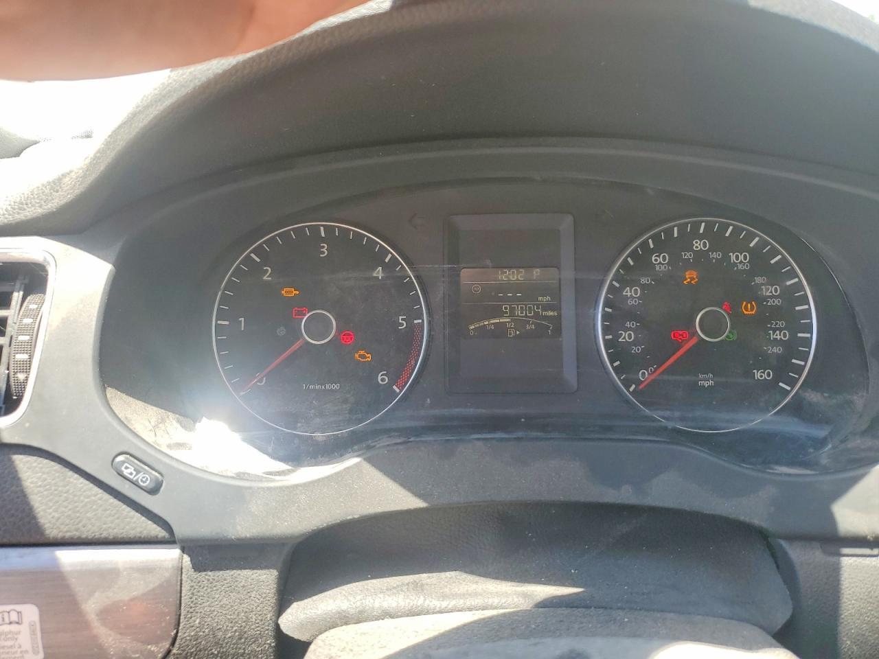 2014 VOLKSWAGEN JETTA