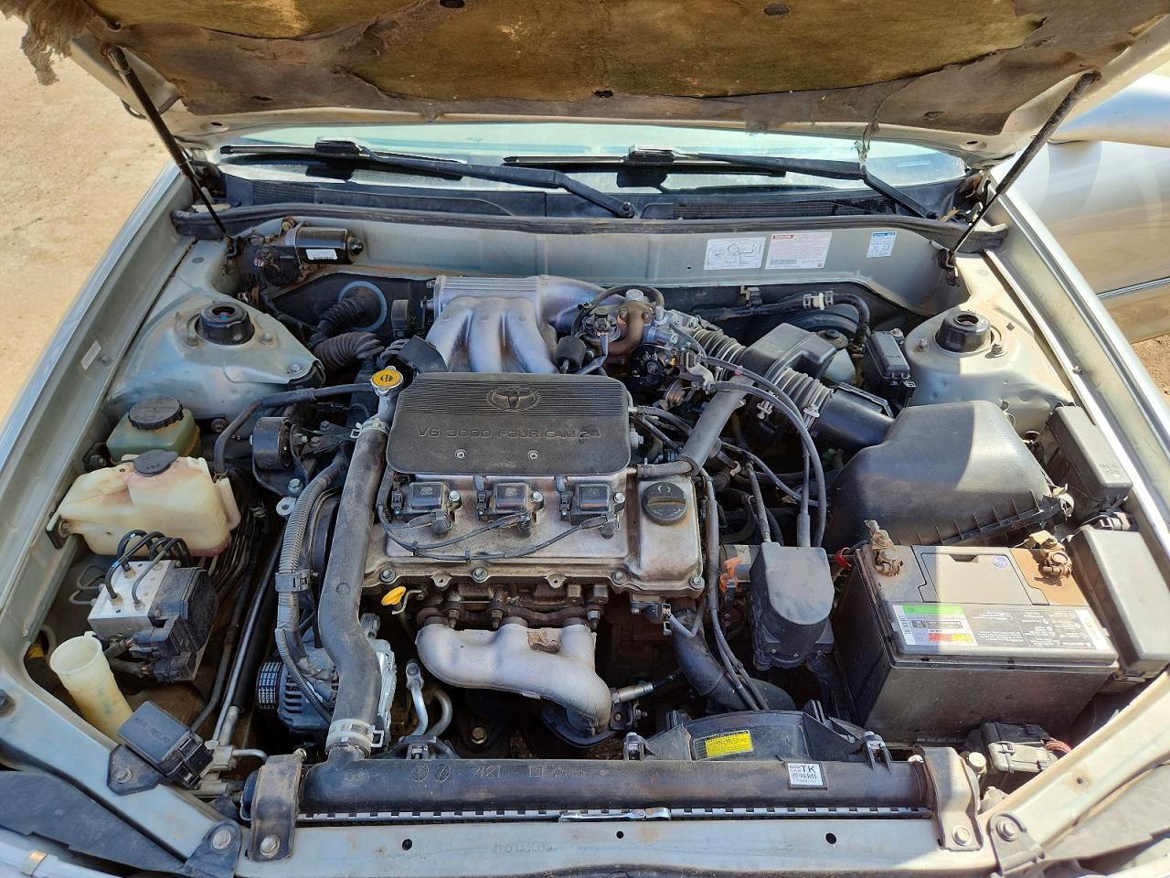 1999 TOYOTA Avalon