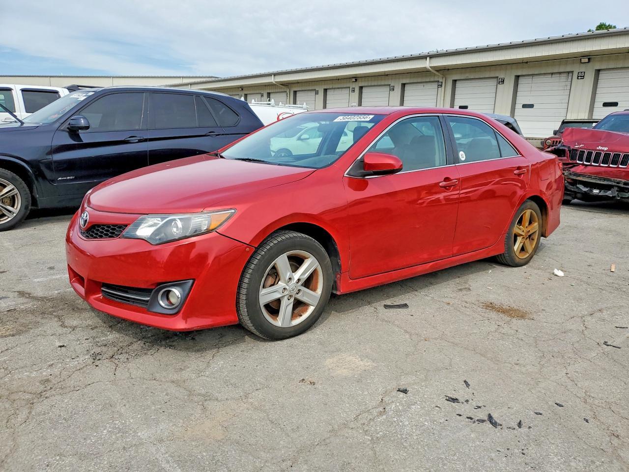 2014 TOYOTA CAMRY