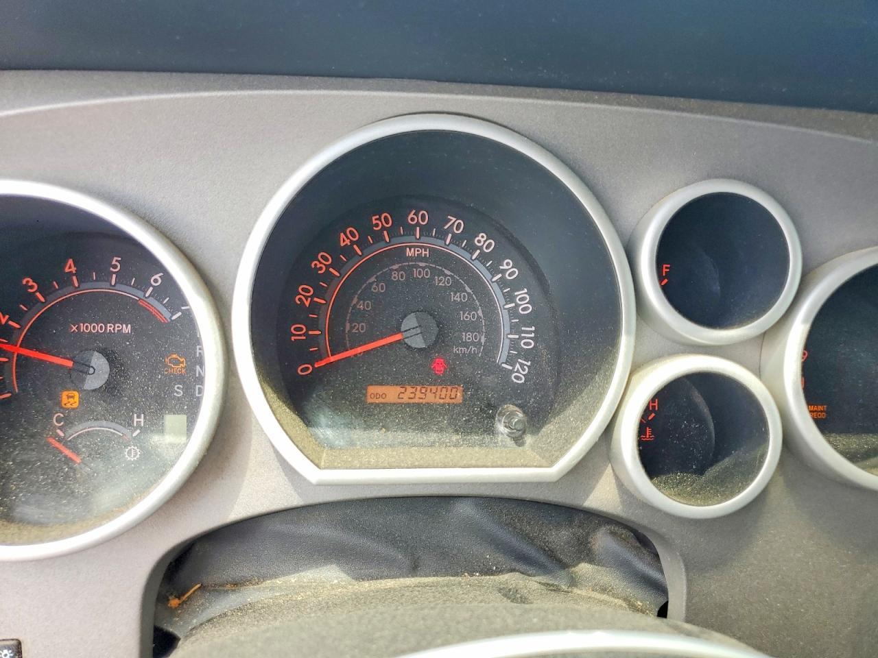 2012 TOYOTA TUNDRA