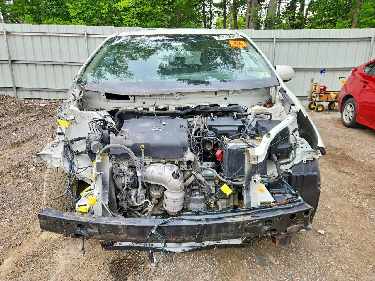 2015 TOYOTA SIENNA