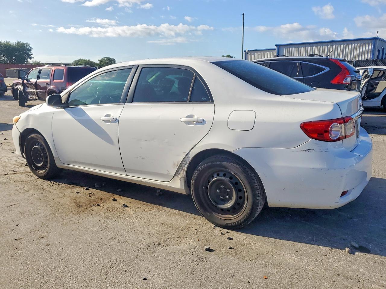 2013 TOYOTA COROLLA