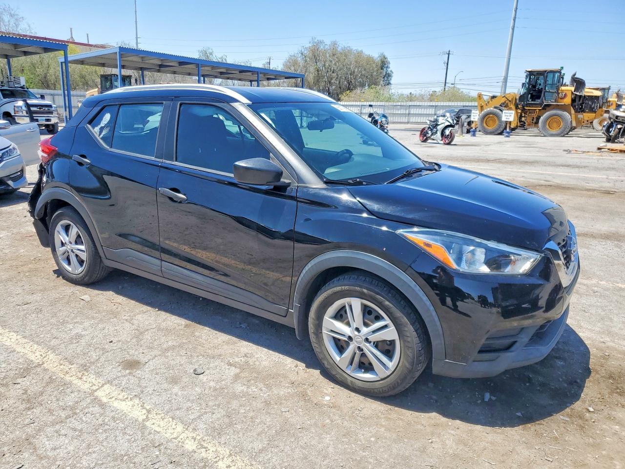 2019 NISSAN KICKS