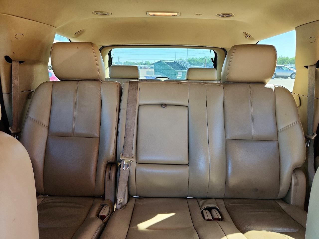2011 CHEVROLET Tahoe
