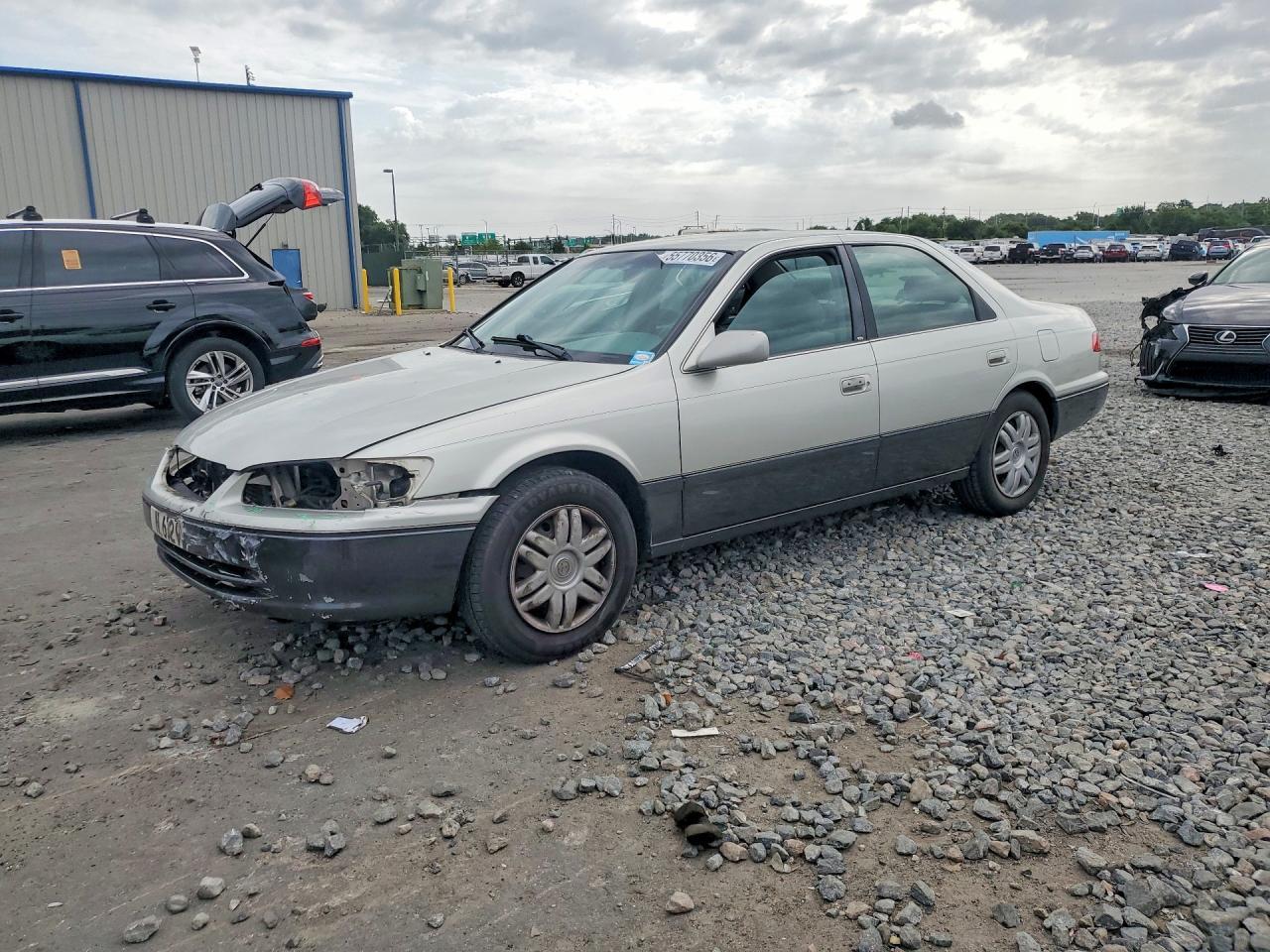 2000 TOYOTA CAMRY