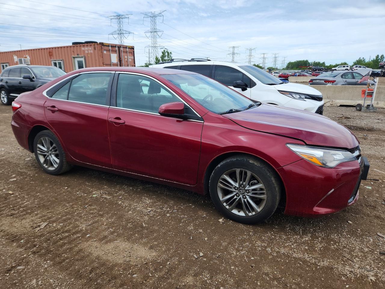 2016 TOYOTA CAMRY