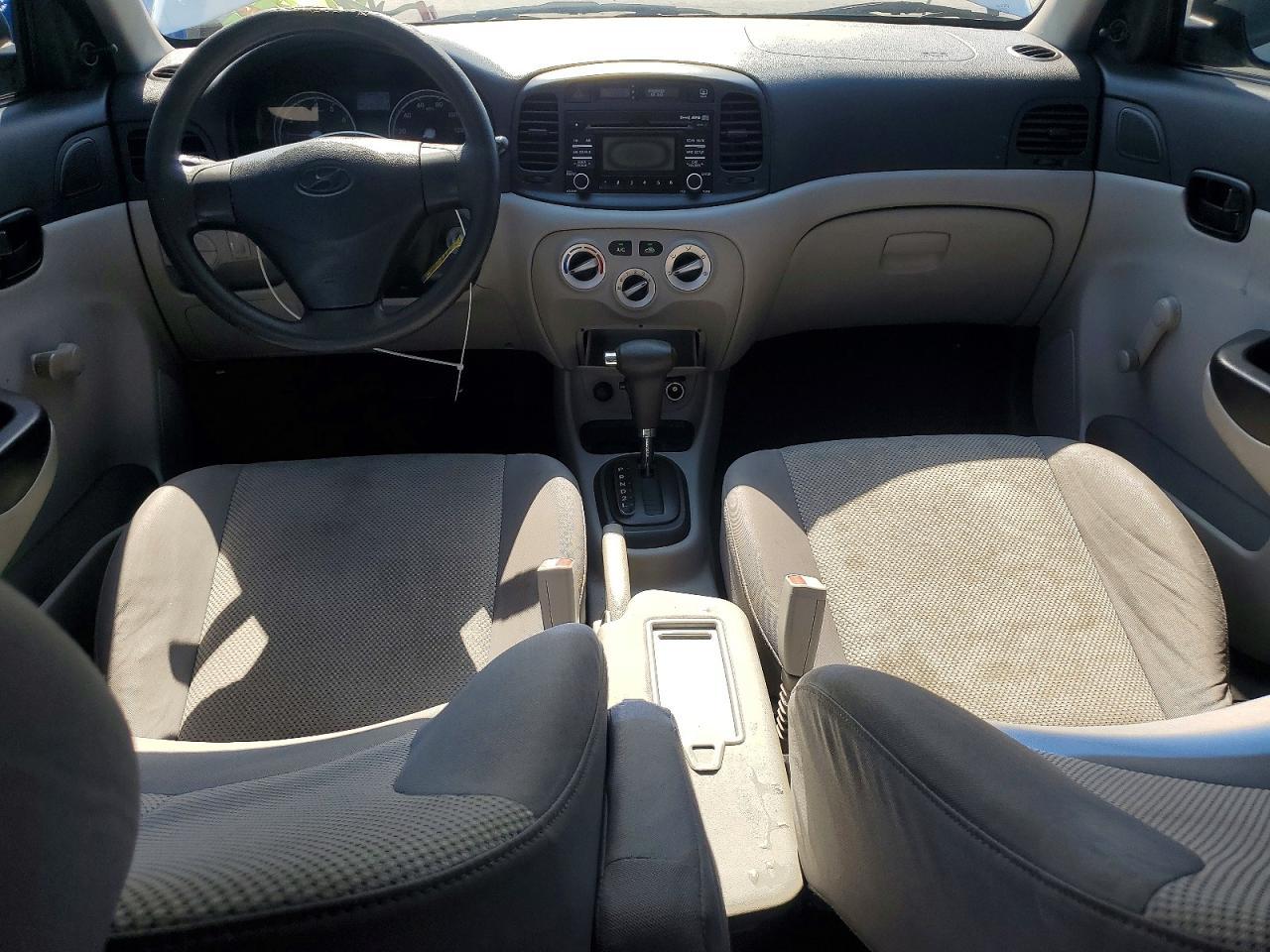 2010 HYUNDAI ACCENT