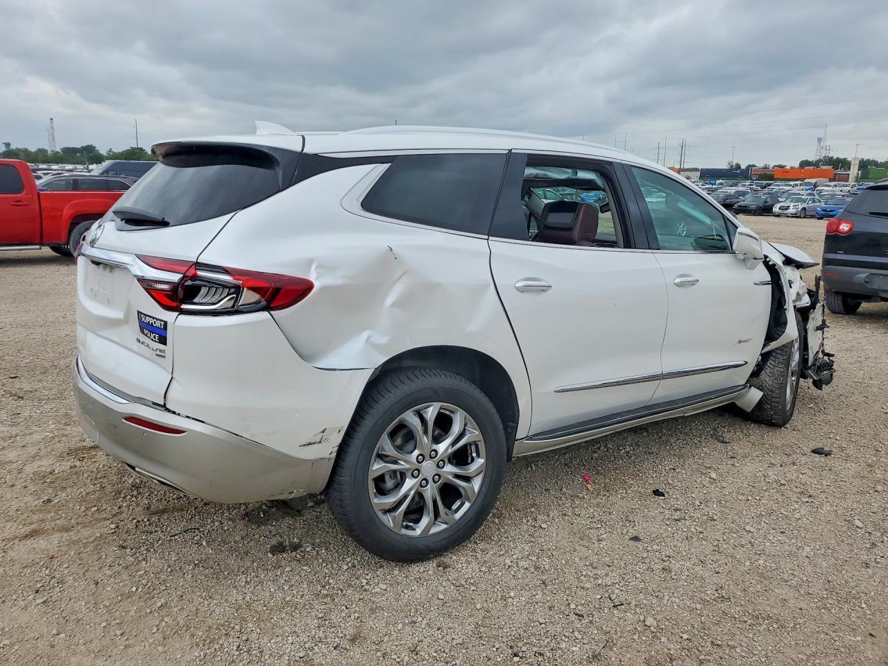 2018 BUICK ENCLAVE AVENIR