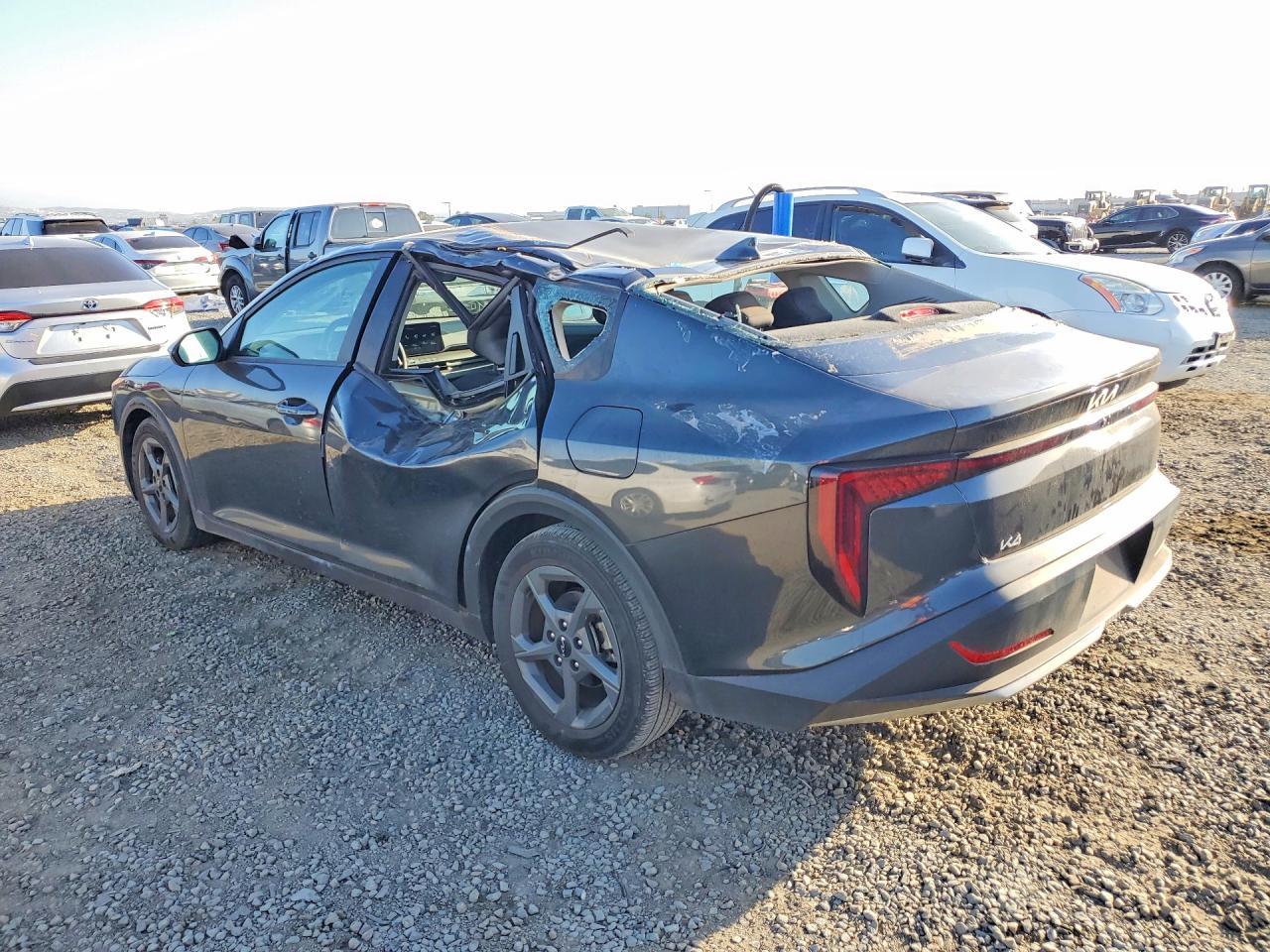 2025 KIA K4