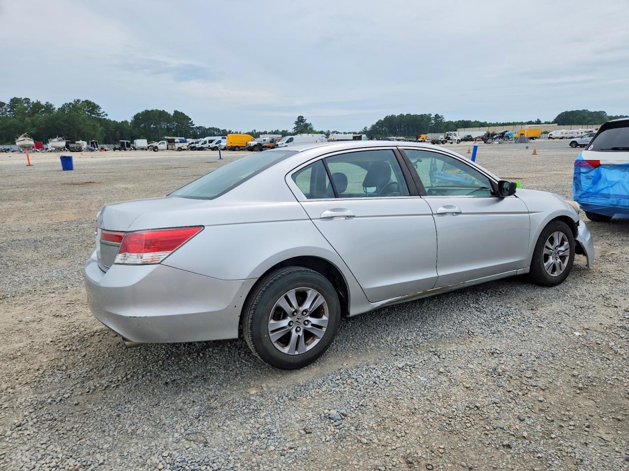 2012 HONDA ACCORD
