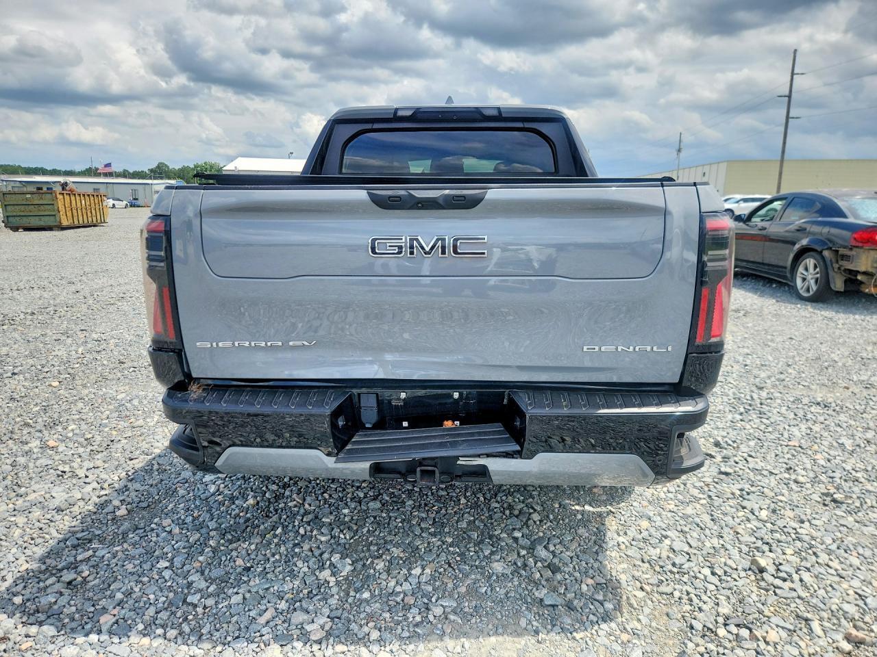 2024 GMC Siera