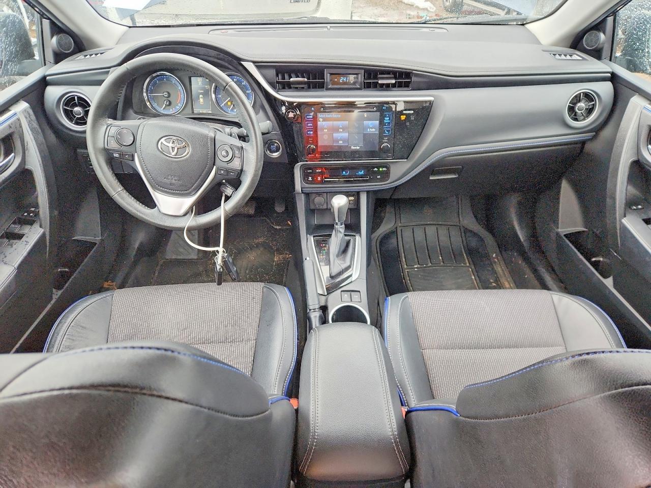 2017 TOYOTA COROLLA