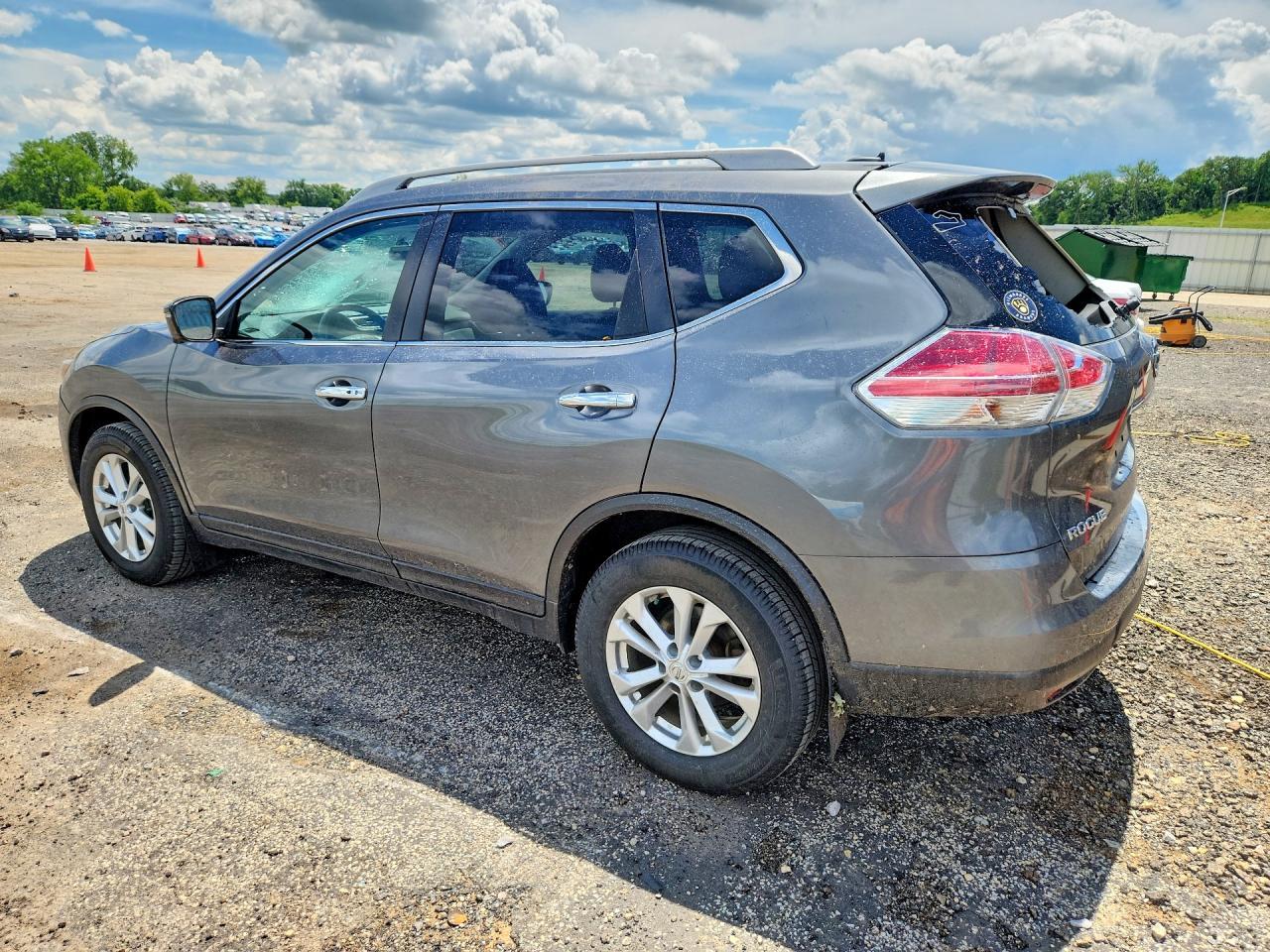 2016 NISSAN ROGUE