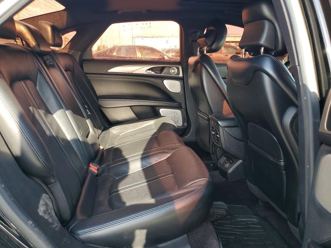 2017 LINCOLN MKZ