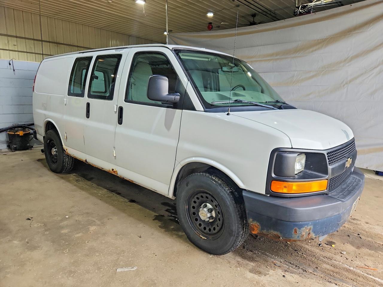 2011 CHEVROLET Express 1500