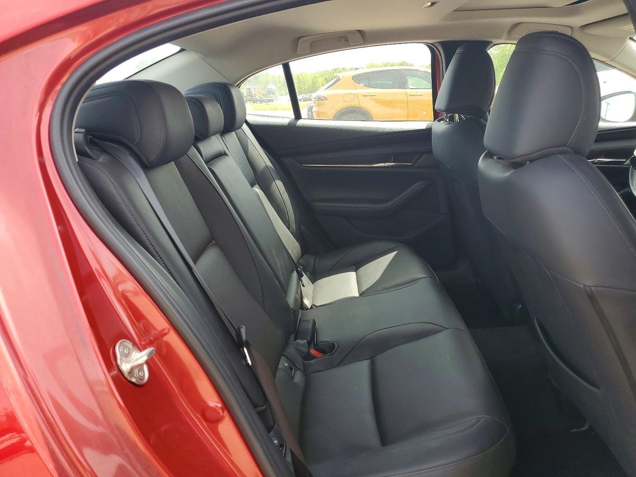 2021 MAZDA 3