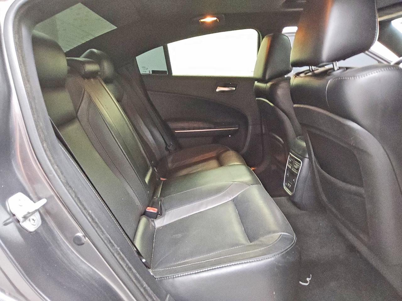 2015 DODGE CHARGER