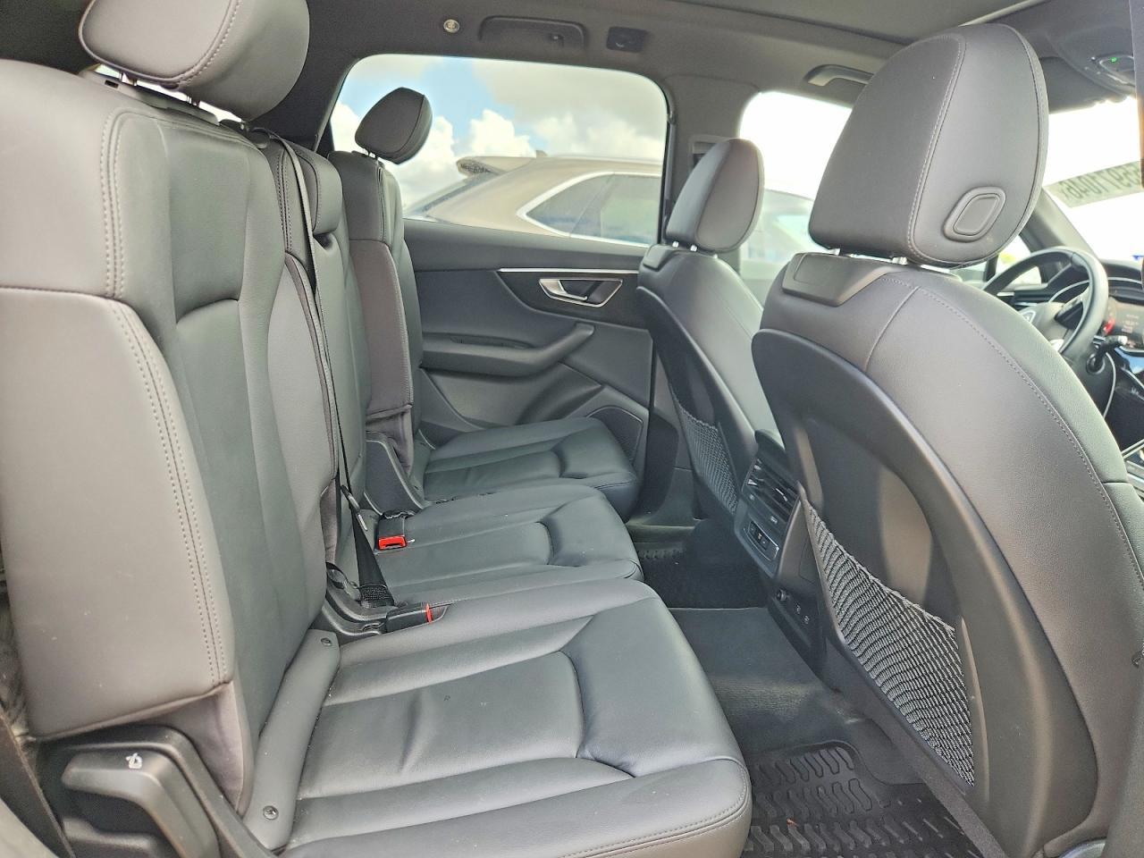 2021 AUDI Q7