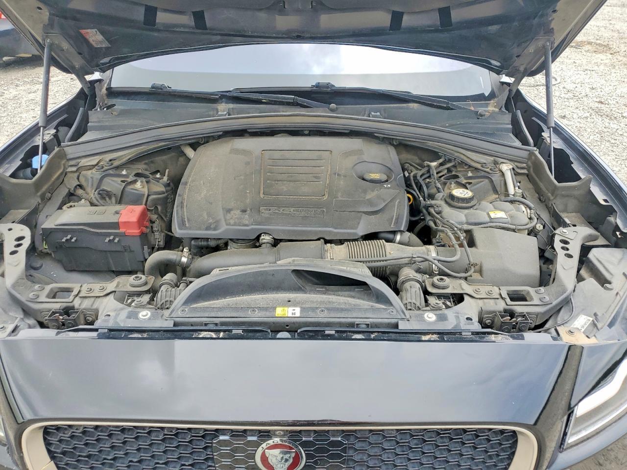 2018 JAGUAR F-Pace