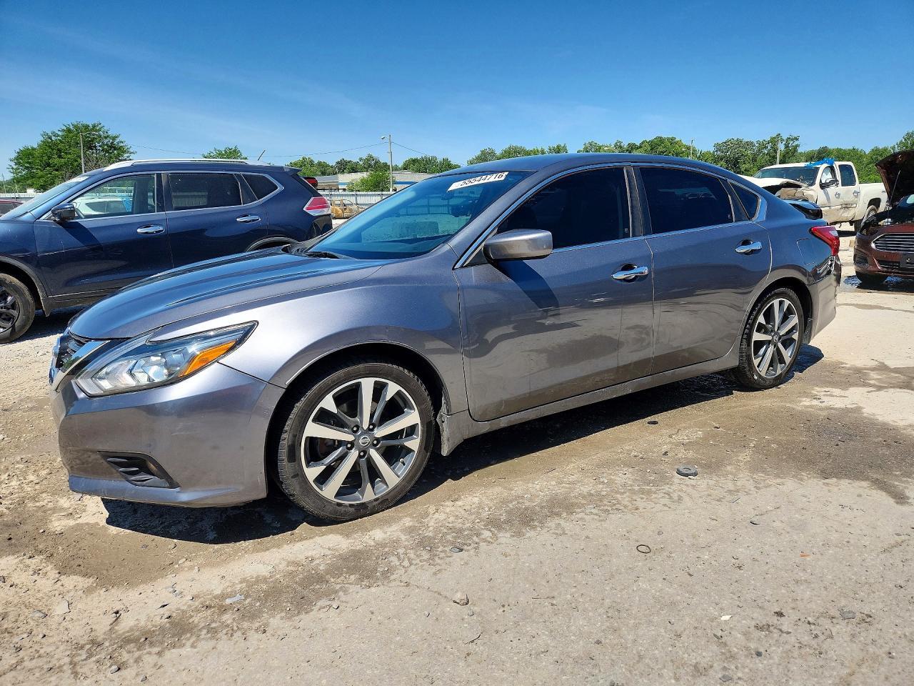 2017 NISSAN ALTIMA
