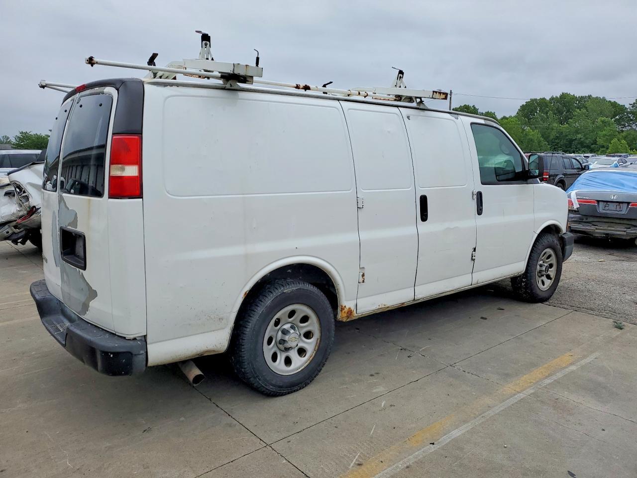 2009 CHEVROLET Express 1500