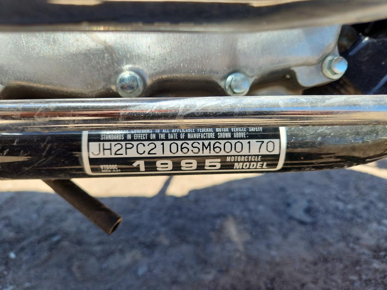 1995 HONDA VT600