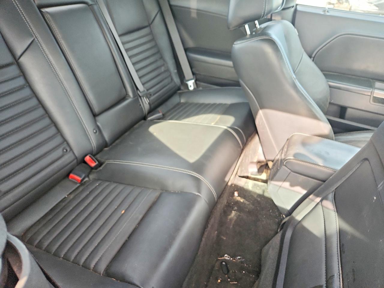 2013 DODGE Challenger