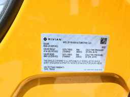 2022 RIVIAN R1t