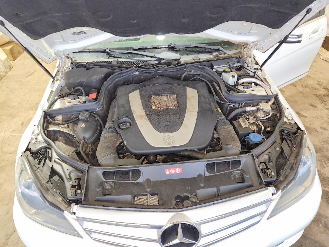 2012 MERCEDES-BENZ C-CLASS