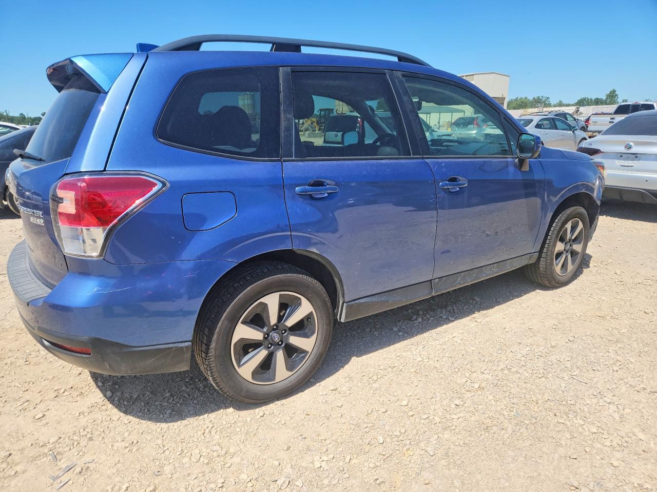 2017 SUBARU FORESTER