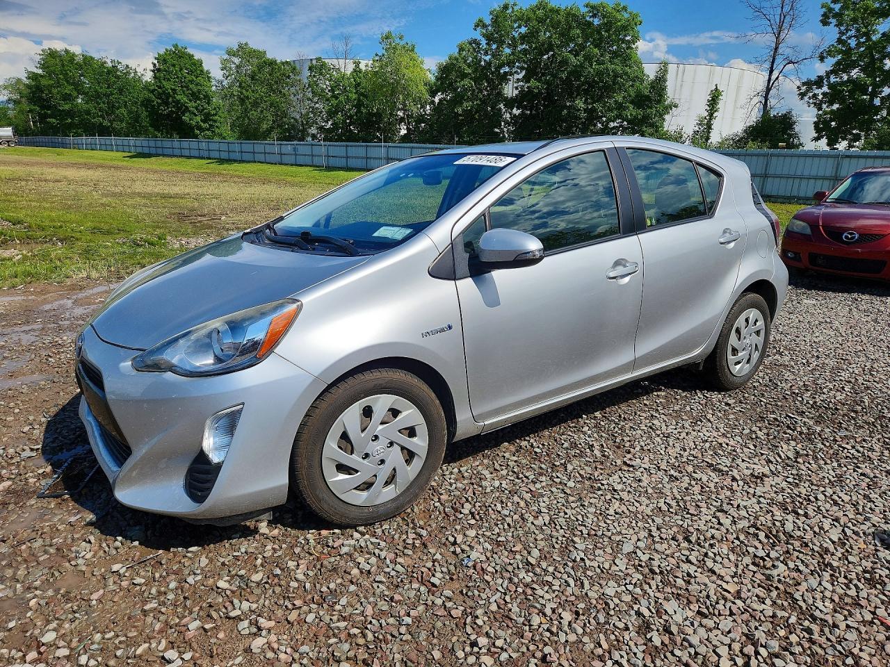 2016 TOYOTA Prius c