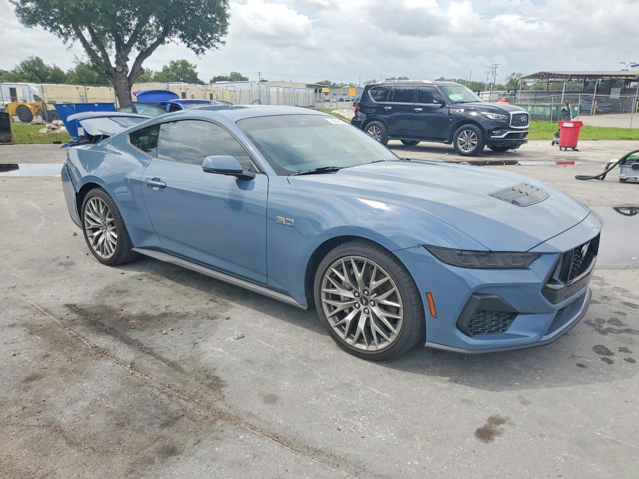 2025 FORD MUSTANG