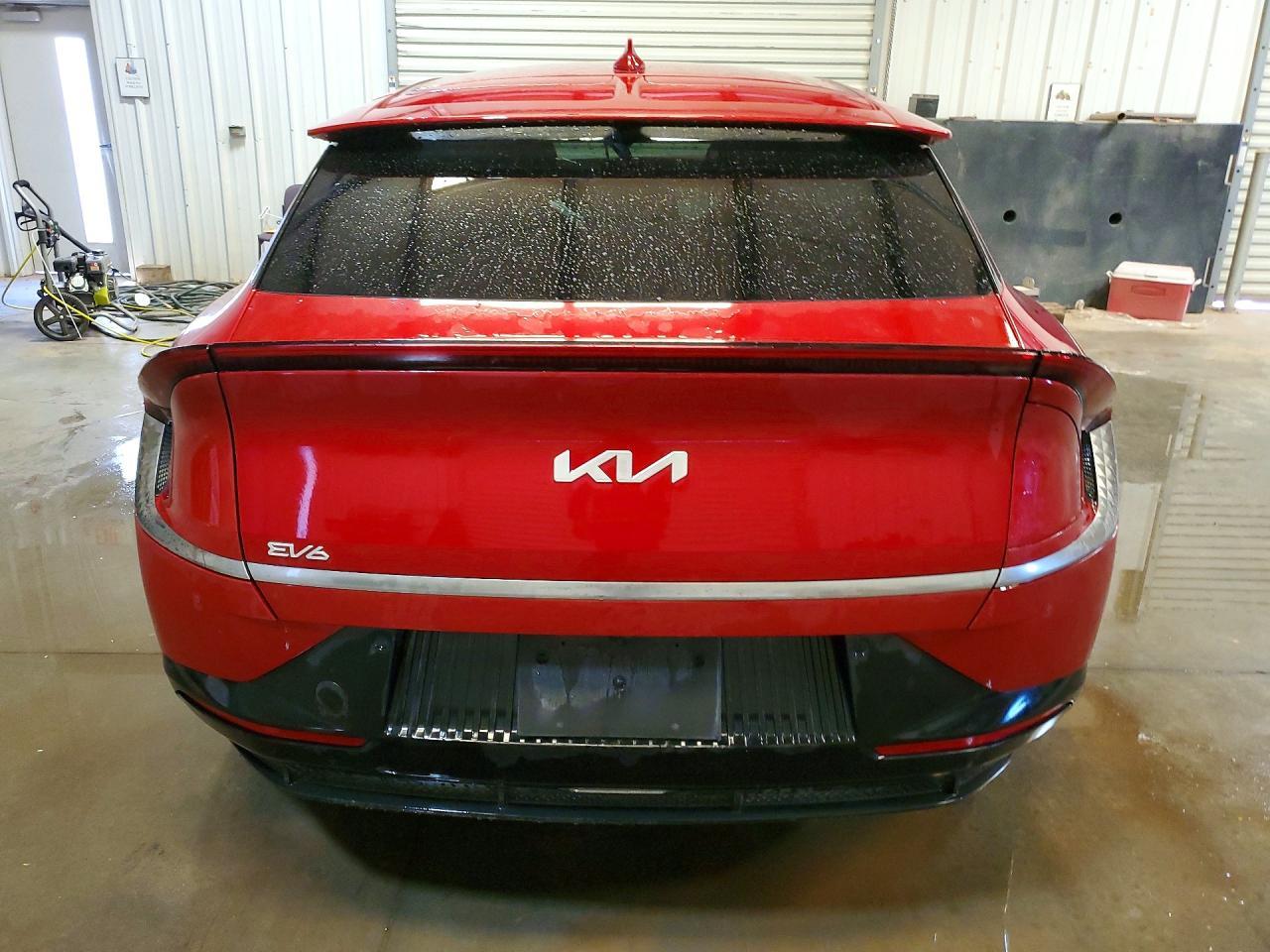 2023 KIA EV6